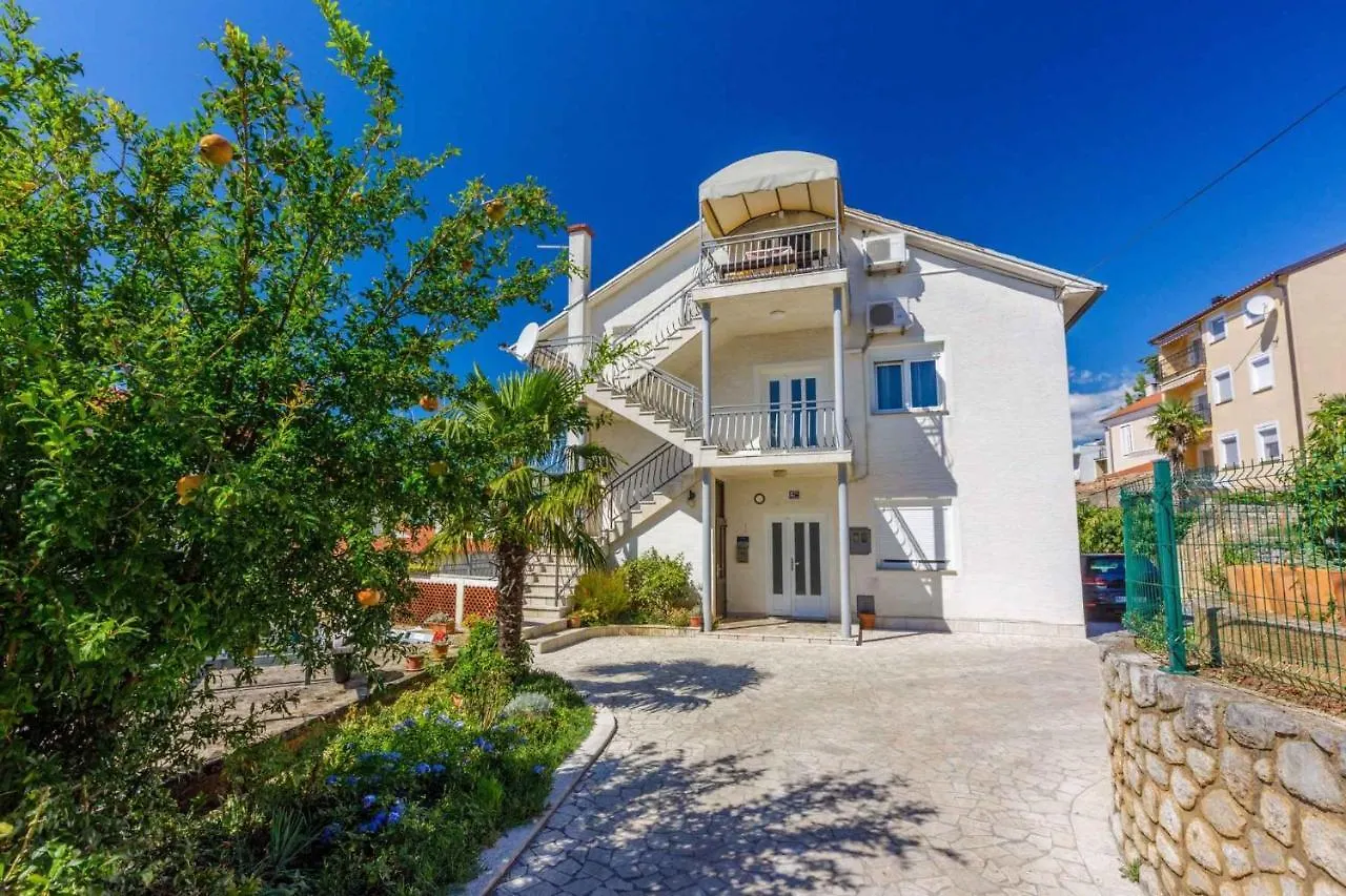 Apartment In Crikvenica 39218 Croatia