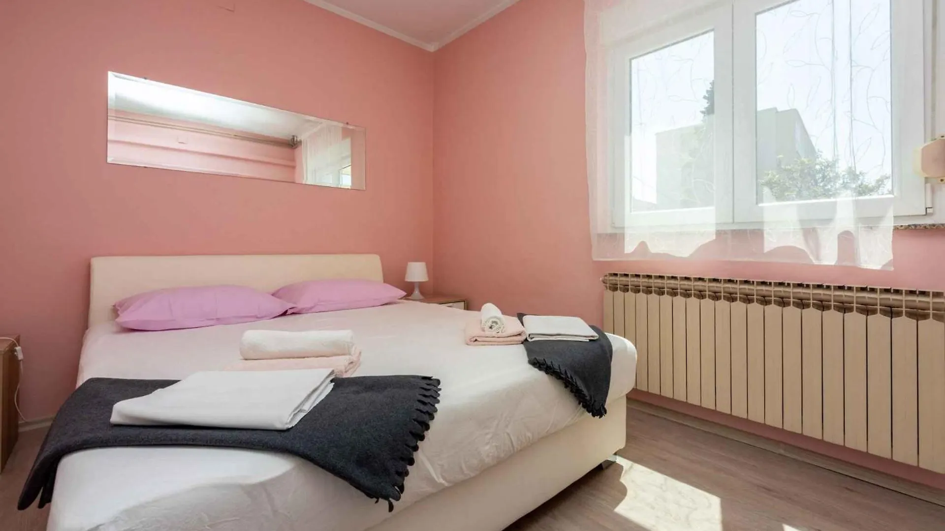 Apartment In Crikvenica 39218